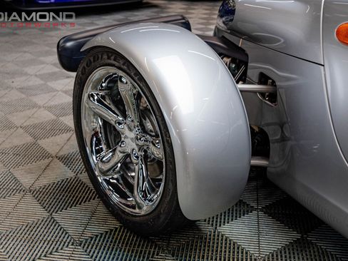 Used 2001 Plymouth Prowler Black Tie Edition image 34