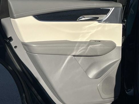 Certified 2024 Cadillac XT6 Premium Luxury w/ LPO, Floor Liner Package image 22