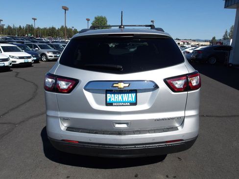 Used 2016 Chevrolet Traverse LT AWD/4WD image 4