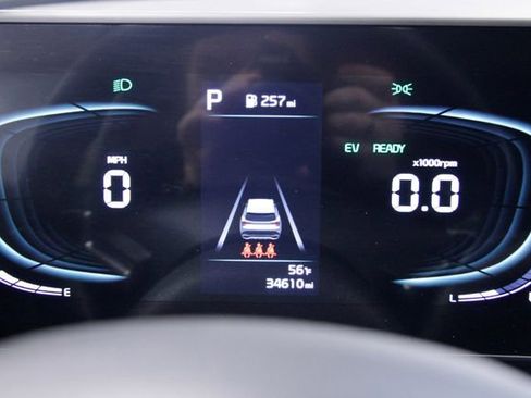 Used 2023 Kia Sportage EX w/ EX Premium Package image 24