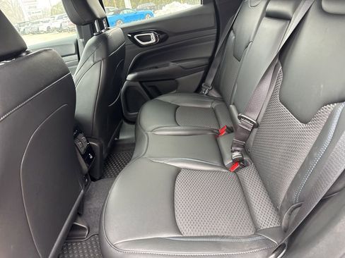 New 2026 Jeep Compass Latitude AWD/4WD image 18