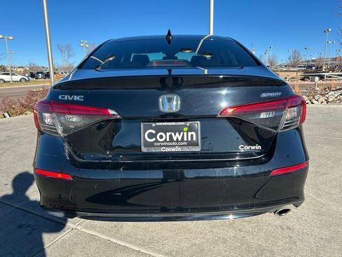 Used 2023 Honda Civic Sport image 7
