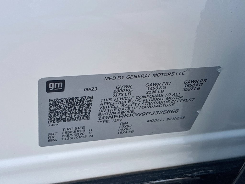 Used 2023 Chevrolet Traverse Premier w/ Redline Edition FWD image 35