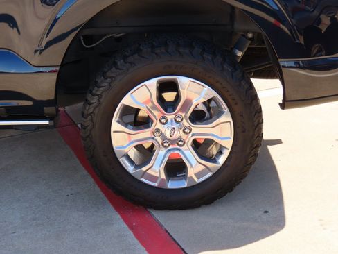 Certified 2021 Ford F150 Platinum w/ Equipment Group 701A High image 17