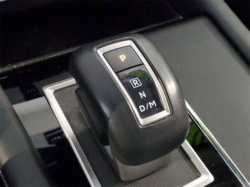 Used 2023 Mitsubishi Outlander SE image 24