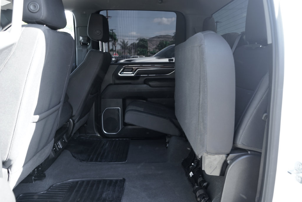 Used 2025 Chevrolet Silverado 3500 LT w/ Convenience Package AWD/4WD image 28