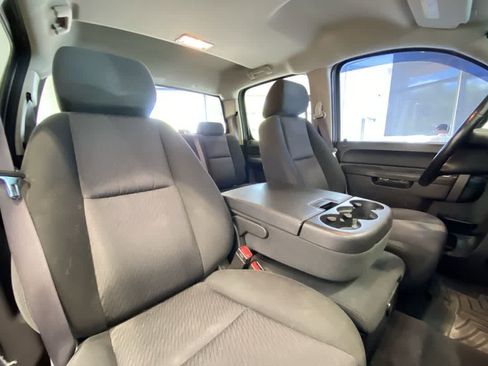 Used 2013 Chevrolet Silverado 2500 LT AWD/4WD image 26