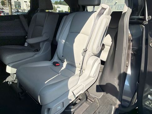 Used 2019 Honda Odyssey Elite image 19