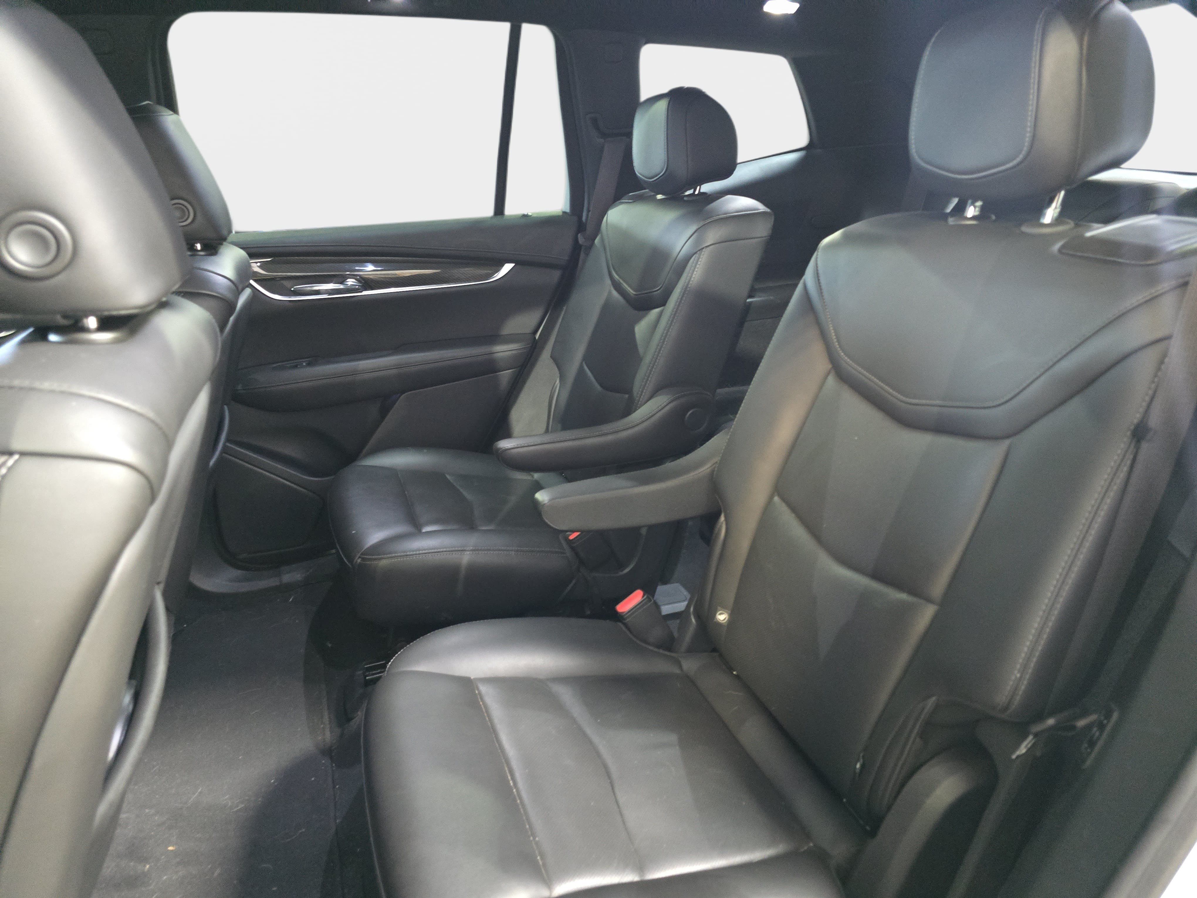 Used 2021 Cadillac XT6 Sport AWD/4WD image 11