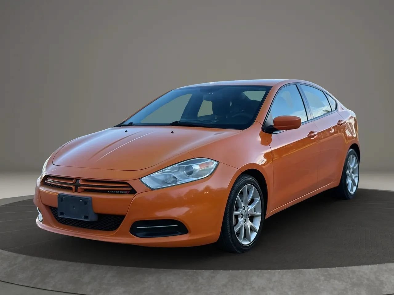 Used 2013 Dodge Dart SXT FWD image 2