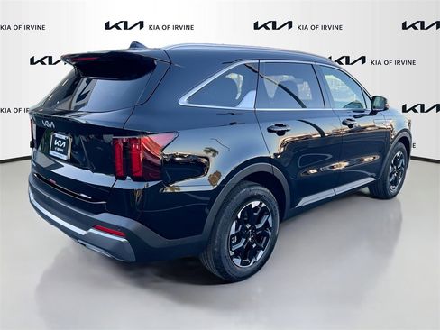 New 2026 Kia Sorento S image 7