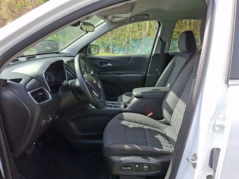 Used 2024 Chevrolet Equinox LT AWD/4WD image 19