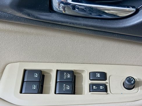 Used 2018 Subaru Outback 2.5i Premium image 15