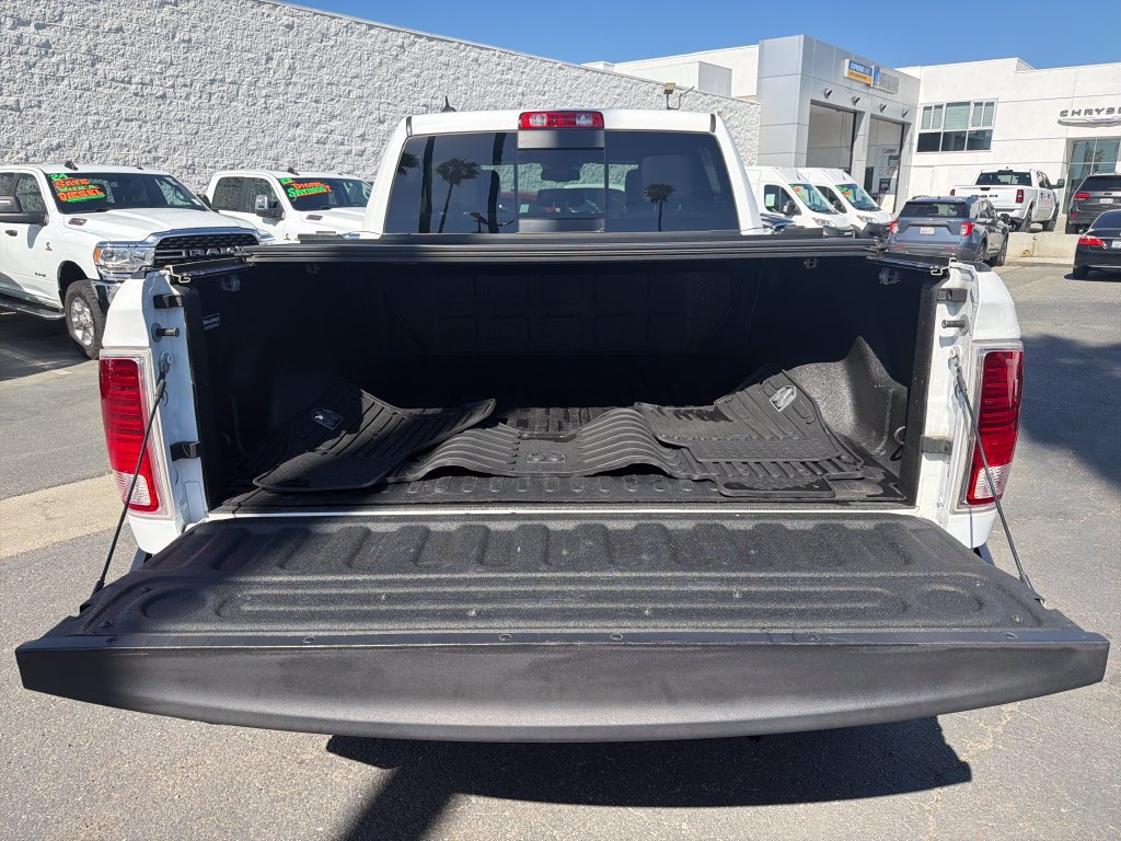 Used 2018 RAM 1500 Laramie w/ Convenience Group AWD/4WD image 18