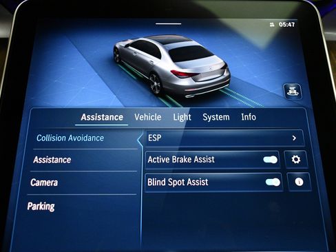 Used 2023 Mercedes-Benz C 300 Sedan image 35