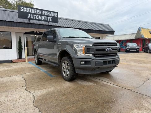 Used 2018 Ford F150 XLT w/ Equipment Group 302A Luxury image 3