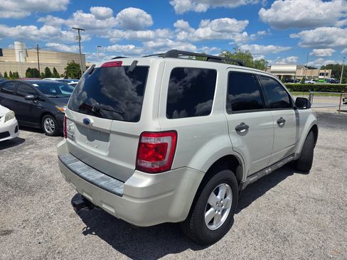 Used 2009 Ford Escape XLT FWD image 7