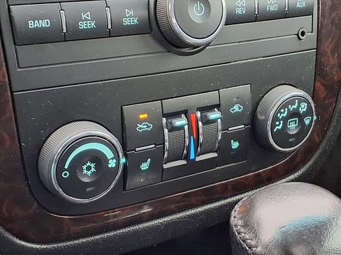 Used 2012 Chevrolet Impala LTZ image 23