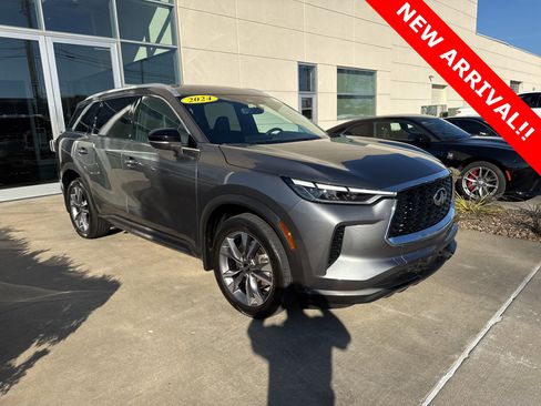 Certified 2024 INFINITI QX60 Luxe image 4