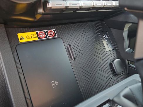 New 2026 Toyota Tacoma Limited AWD/4WD image 21