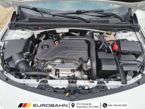 Used 2021 Chevrolet Malibu RS FWD image 33