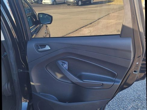 Used 2014 Ford Escape SE image 28