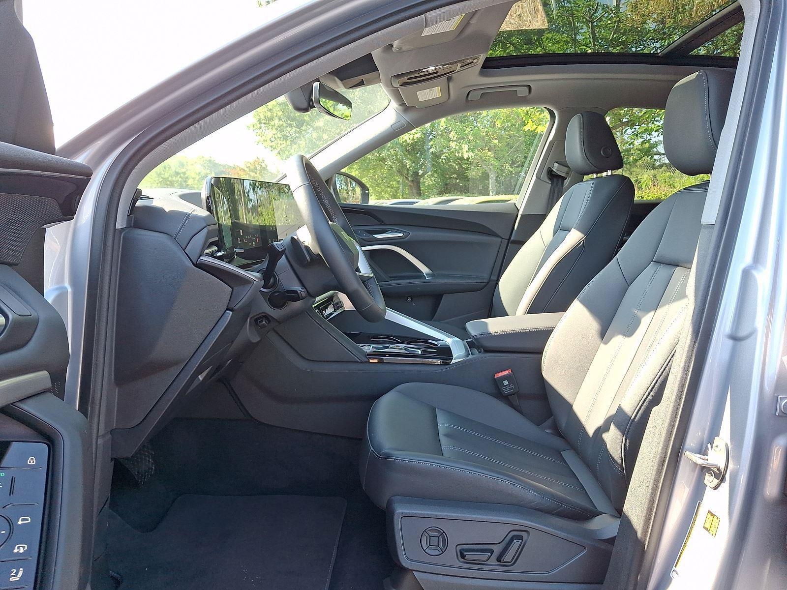 Used 2025 Audi Q5 Premium AWD/4WD image 13