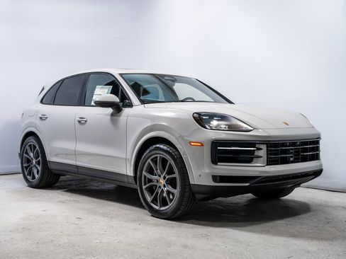 New 2026 Porsche Cayenne image 9