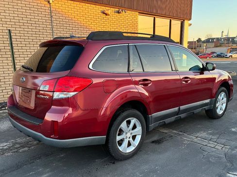 Used 2014 Subaru Outback 2.5i Premium image 6