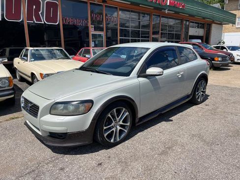 Used 2008 Volvo C30 T5 Version 2.0 FWD image 2