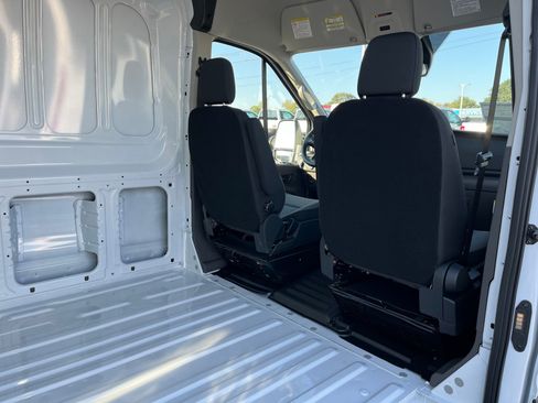 New 2026 Ford Transit 250 148 Medium Roof w/ Ambulance Prep Package RWD image 19