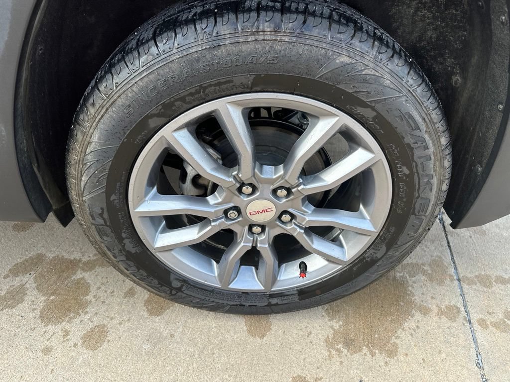 Used 2022 GMC Terrain SLT AWD/4WD image 5
