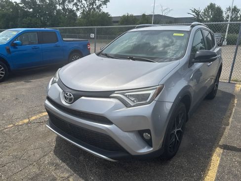 Used 2016 Toyota RAV4 SE AWD/4WD image 28
