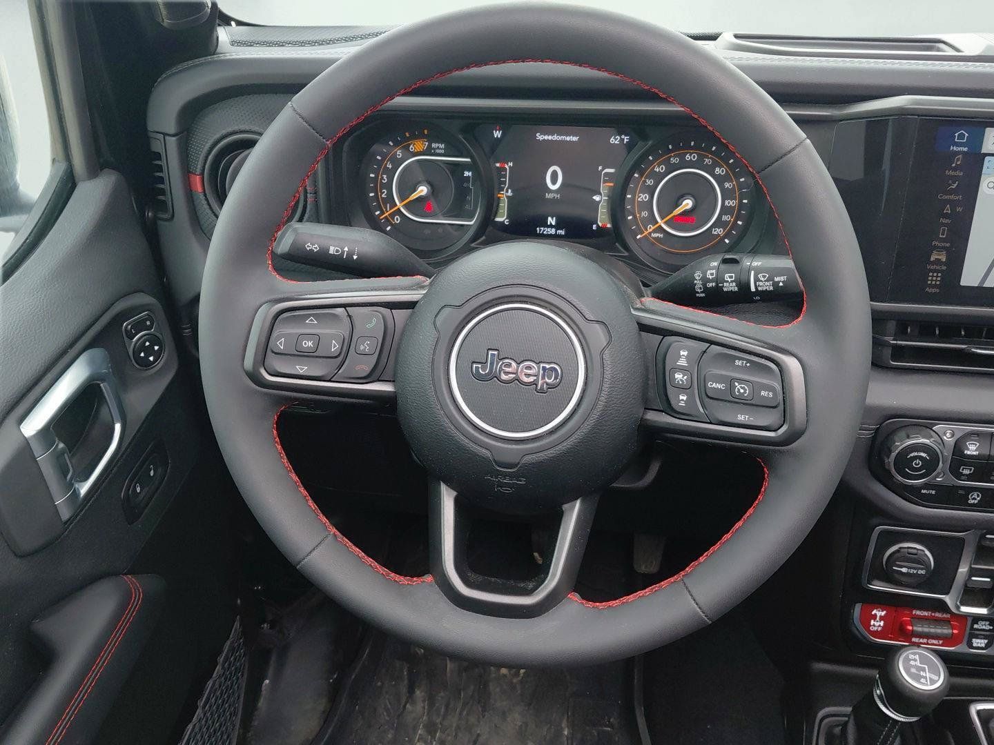Used 2024 Jeep Wrangler Unlimited Rubicon w/ Technology Group AWD/4WD image 49