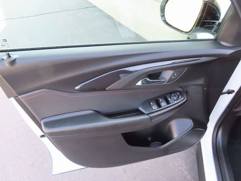 Certified 2023 Chevrolet TrailBlazer RS w/ Convenience Package image 22