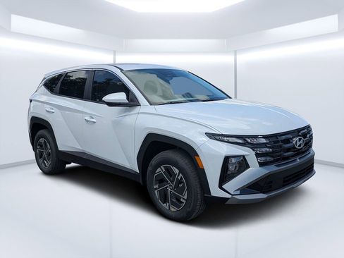New 2026 Hyundai Tucson Blue SE AWD/4WD image 1