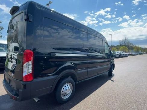 New 2026 Ford Transit 250 148 Medium Roof Extended AWD image 2