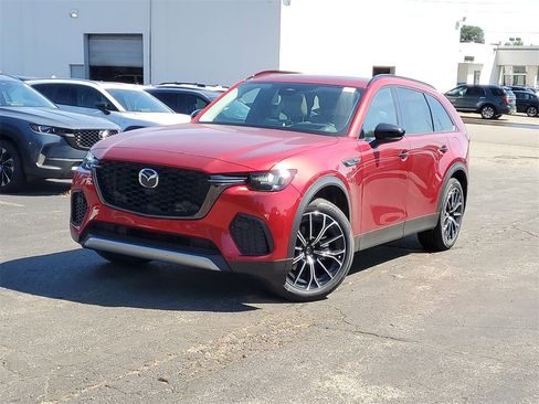 New 2025 MAZDA CX-70 Plug-In Hybrid w/ Premium Pkg image 36