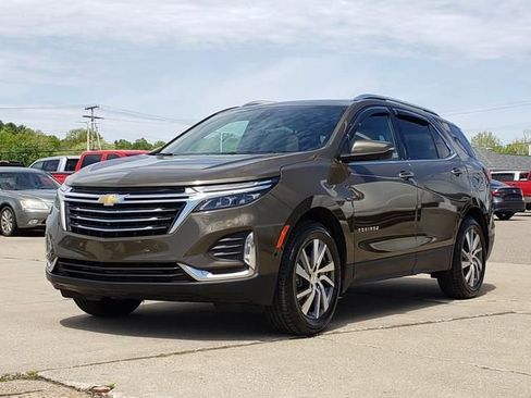 Used 2024 Chevrolet Equinox Premier AWD/4WD image 8