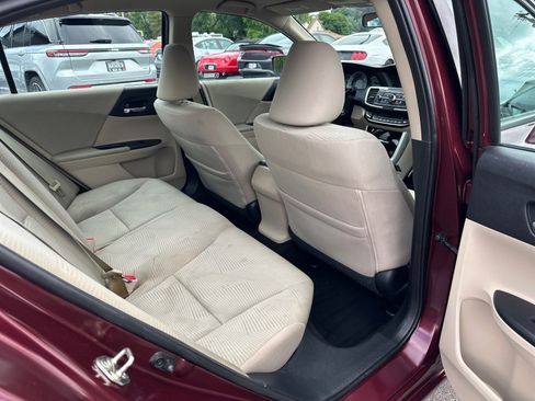 Used 2017 Honda Accord LX image 15