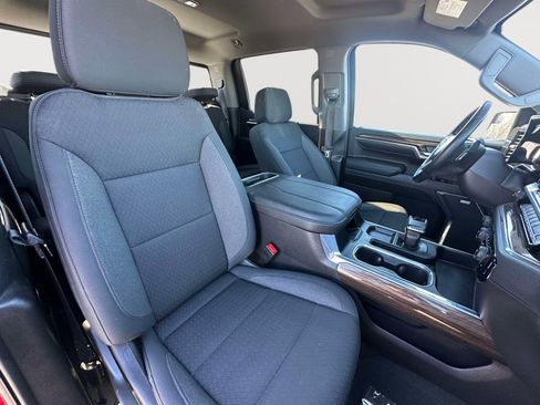 Certified 2024 Chevrolet Silverado 1500 LT Trail Boss w/ Convenience Package II image 25