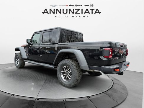 New 2026 Jeep Gladiator Mojave w/ Technology Group AWD/4WD image 3