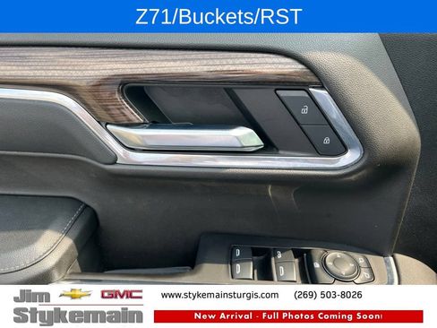 Used 2024 Chevrolet Silverado 1500 RST w/ Z71 Off-Road Package AWD/4WD image 19