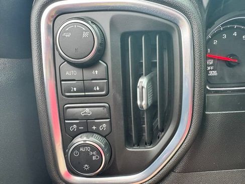 Used 2019 Chevrolet Silverado 1500 LT w/ All-Star Edition AWD/4WD image 20
