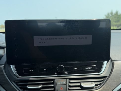 Used 2024 Nissan Altima 2.5 SV w/ SV Premium Package FWD image 33