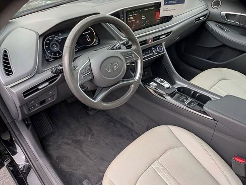 Used 2020 Hyundai Sonata Limited FWD image 11