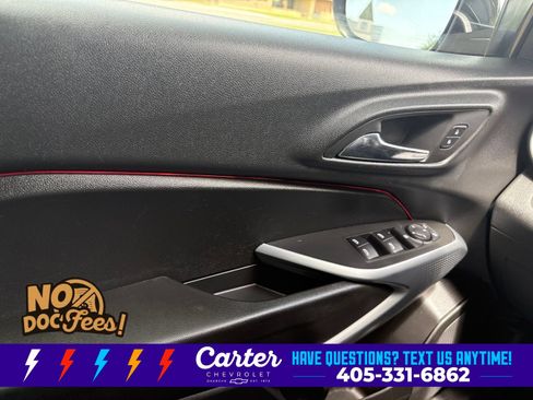 Used 2024 Chevrolet Trax RS w/ Sunroof Package FWD image 31