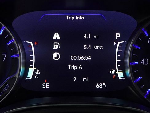 New 2026 Chrysler Pacifica Pinnacle image 16