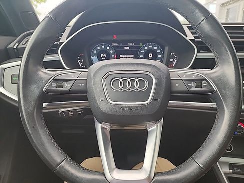 Used 2022 Audi Q3 2.0T Premium Plus AWD/4WD image 19