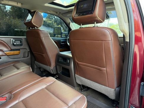 Used 2016 Chevrolet Silverado 3500 High Country w/ Duramax Plus Package image 20
